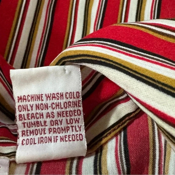 Joanna 3X Shirt Top Red Striped Button Up 3/4 Sleeve Collared V Neck Womens - Picture 6 of 6